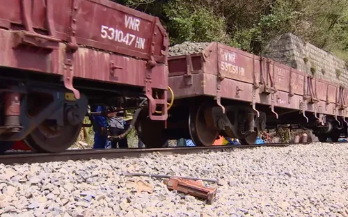 Đường sắt Bắc - Nam đã thông tuyến trở lại