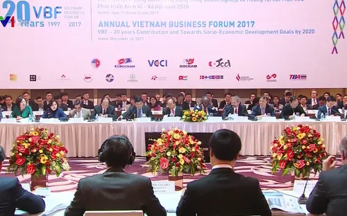 Thủ tướng dự Diễn đàn Doanh nghiệp Việt Nam: “Chính phủ kiến tạo sẽ tiếp tục cải cách đổi mới”