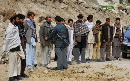 Lực lượng Taliban phóng thích hơn 200 con tin tại Afghanistan