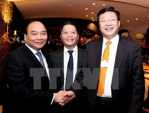 Thủ tướng dự các phiên thảo luận tại Hội nghị WEF