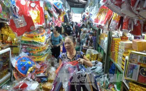 Thị trường hàng hóa tại Đà Nẵng sôi động trong mùa Vu Lan