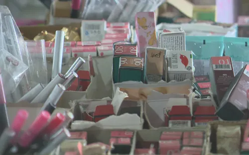 [Tiêu điểm] Mỹ phẩm kém chất lượng tràn ngập nông thôn