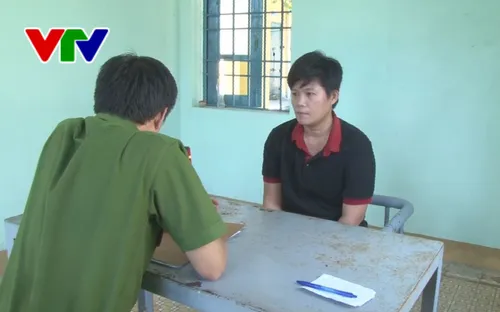 Quảng Ngãi phá đường dây chuyên làm giả giấy tờ xe