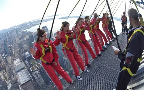 Thót tim với màn tuyên thệ nhập tịch của 6 công dân Canada