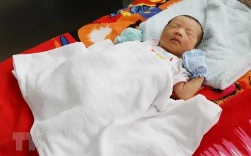 Ninh Thuận: Kịp thời cứu sống bệnh nhi 3 ngày tuổi bị vàng da thể nặng