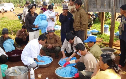 Bệnh sốt rét diễn biến phức tạp, Phú Yên hạn chế người dân vào rừng