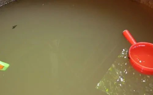 Chậm đầu tư hệ thống xử lý nước, hàng trăm hộ dân dùng nước bẩn