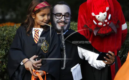 Người dân Mỹ và Mexico náo nức chuẩn bị lễ Halloween
