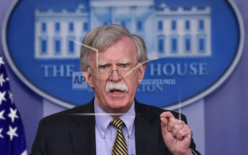 Mỹ rút khỏi 2 hiệp ước quốc tế