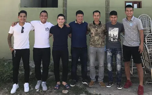 Cựu tiền vệ Nguyễn Minh Châu về Việt Nam sau 1 năm định cư tại Australia