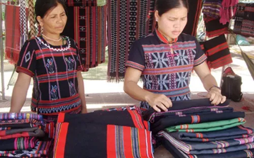 Sắc màu A Lưới