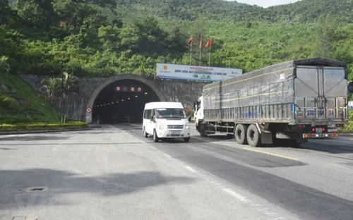 Bộ GTVT thống nhất với nhà đầu tư thu chung cho Hầm Đèo Cả và Hải Vân