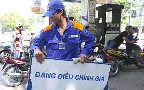 NÓNG: Giá xăng dầu giảm mạnh kể từ 15h chiều nay (21/11)