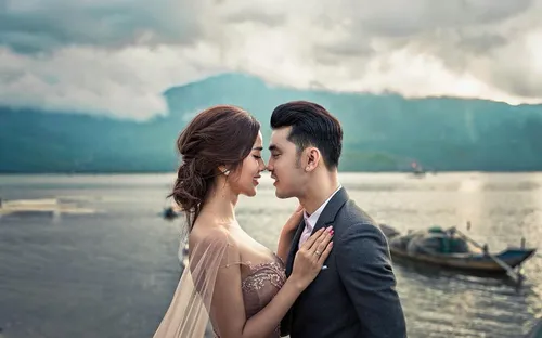 Bộ ảnh cưới đẹp như mơ của vợ chồng nam ca sĩ Ưng Hoàng Phúc - Kim Cương