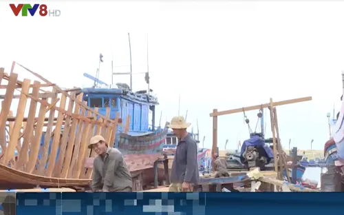 Vay tiền nóng để sửa chữa tàu cá