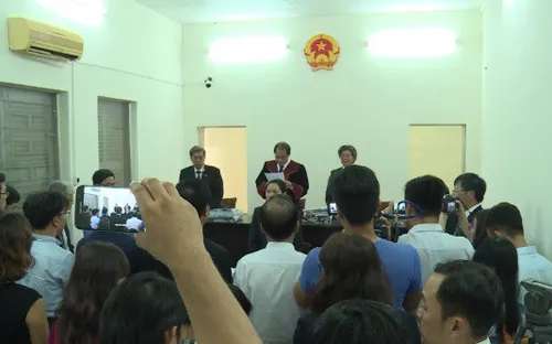 Vụ Vinasun kiện Grab đòi bồi thường hơn 41 tỷ đồng: Tòa dừng xét xử cho hai bên tự hòa giải