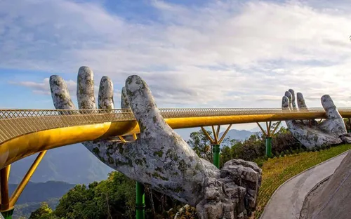 Cầu Vàng Đà Nẵng đứng đầu bảng xếp hạng của Time