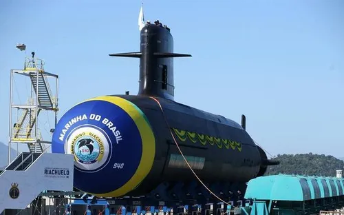Brazil hạ thủy tàu ngầm hạt nhân đầu tiên