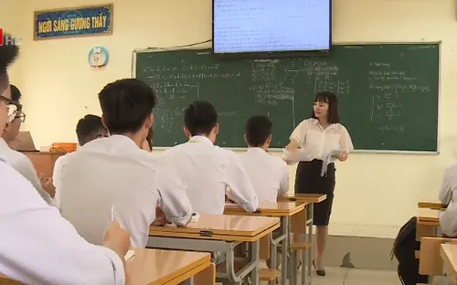 Học sinh đánh giá giáo viên: Nên hay không?