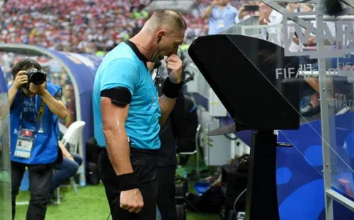 Champions League mùa này chính thức áp dụng công nghệ VAR