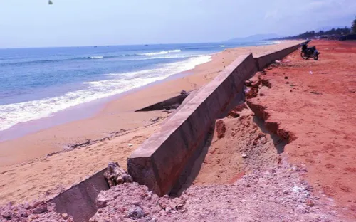 Bình Định công bố nguyên nhân sập kè bờ biển Tam Quan 80 tỷ