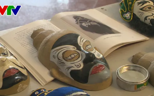 Sắc màu mặt nạ Tuồng trong dân gian