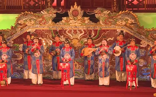 Tâm huyết của hậu duệ nghệ nhân nhã nhạc cung đình Huế