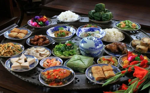 Nguy cơ tái phát bệnh gout từ bữa ăn ngày Tết