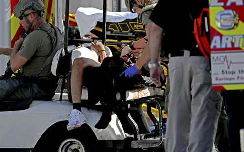 Tổng thống Mỹ kêu gọi hàn gắn sau vụ xả súng ở California