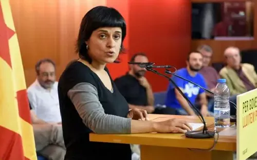 Tòa án tối cao Tây Ban Nha ra lệnh bắt giữ cựu nghị sĩ Catalonia