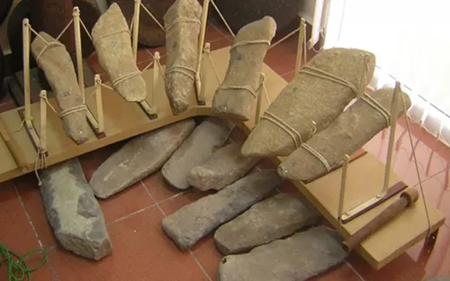 Tiếng đàn đá trên nóc nhà Trường Sơn