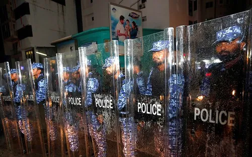 Khuyến cáo công dân Việt Nam không nên đến Man-đi-vơ