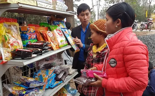 Quảng Trị: Đưa hàng bình ổn giá lên vùng cao