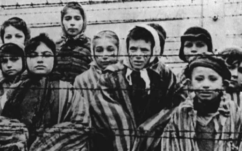 Ba Lan ban hành luật về thảm họa diệt chủng Holocaust
