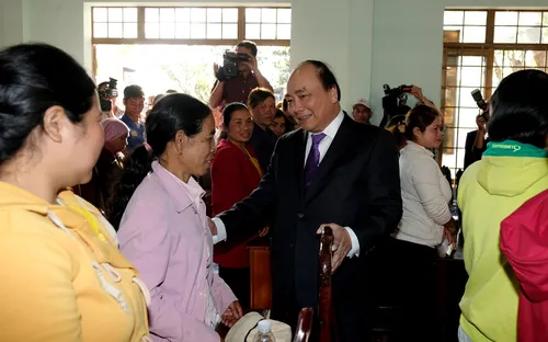 Thủ tướng thăm, chúc Tết bà con đồng bào dân tộc thiểu số tại Đắk Lắk