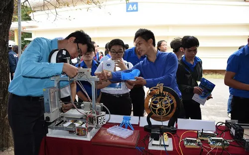 Phú Yên: Gần 4.000 học sinh được tư vấn tuyển sinh-hướng nghiệp