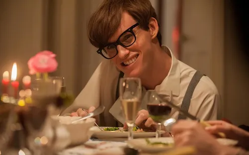 Eddie Redmayne tưởng nhớ Stephen Hawking