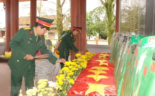 Quảng Trị: Phát hiện và cất bốc 21 hài cốt liệt sỹ bên bờ sông Thạch Hãn