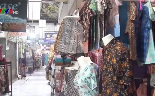 Thăm chợ vải Batik Setono ở Indonesia