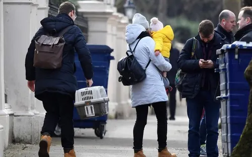 Thế giới chia rẽ về việc trục xuất các nhà ngoại giao Nga