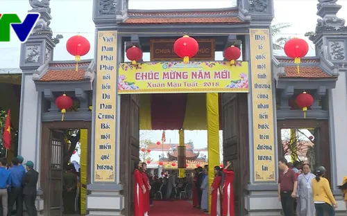 Quảng Bình: Hàng ngàn người tham dự Lễ hội chùa Hoằng Phúc 2018