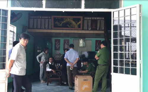 Đà Nẵng: Bắt cán bộ phường cấu kết "cò" làm giả giấy tờ đất