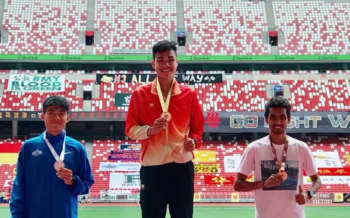 Nguyễn Thị Oanh, Lê Trung Đức giành HCV tại giải Điền kinh Singapore mở rộng