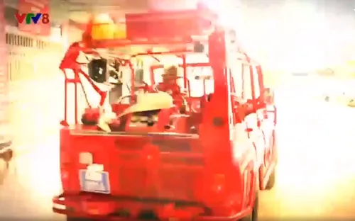 Đội chữa cháy tình nguyện dưới chân núi Langbiang