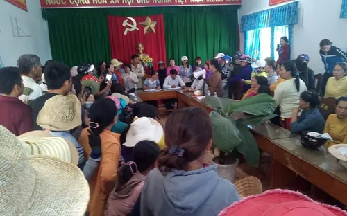 Khánh Hòa: Huyện Vạn Ninh lập tổ công tác kiểm tra danh sách nhận hỗ trợ sau bão số 12