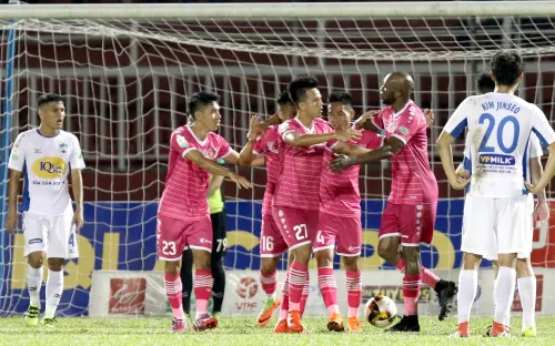 CLB Sài Gòn 3 - 1 CLB HAGL: Bùi Trần Vũ lập cú đúp, CLB Sài Gòn thắng trận đầu tiên