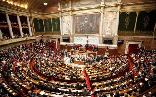 Quốc hội Pháp sẽ thảo luận về vụ không kích Syria