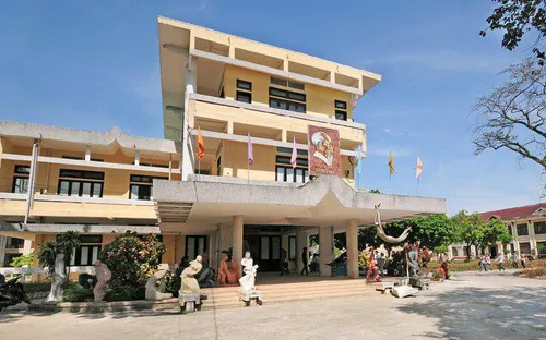 Khó khăn tuyển sinh ngành mỹ thuật