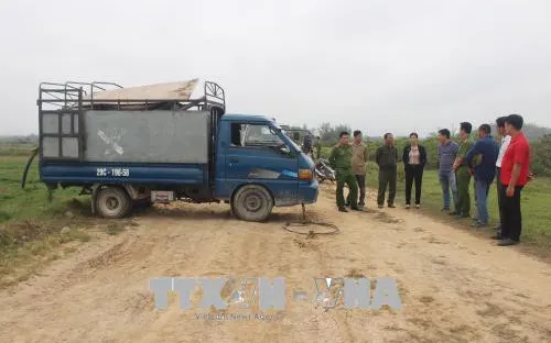 Quảng Ninh: Bắt giữ 2 đối tượng xả chất thải ra môi trường