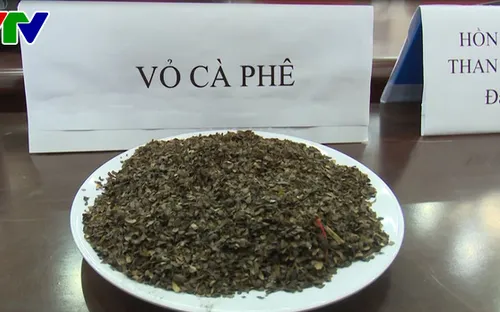 Truy tố 5 đối tượng vụ phế phẩm cà phê, cát sỏi trộn lõi pin tại Đắk Nông